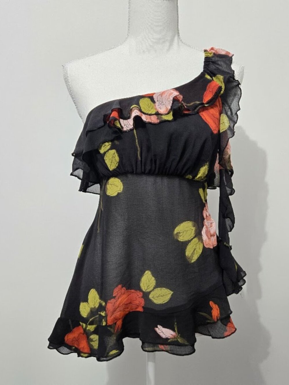 NWT Kimchi Blue Chloe Asymmetric Whimsigoth Floral Sheer Dark Coquette Top Sz M